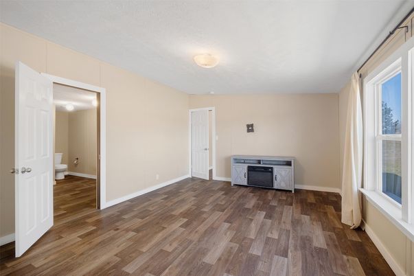 Empty room, Fireplace, Interior, Wood Texture Flooring