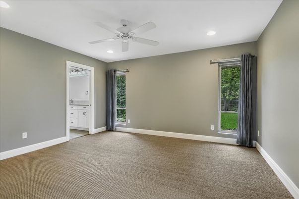 Empty room, Interior, Recessed Lighting
