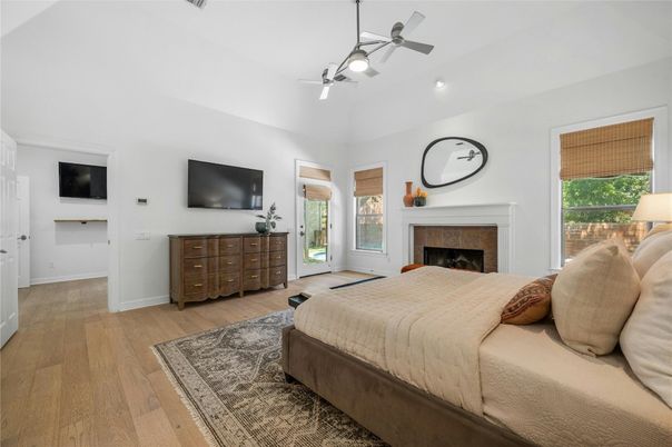 Bedroom, Fireplace, Interior, Recessed Lighting, Wood Texture Flooring