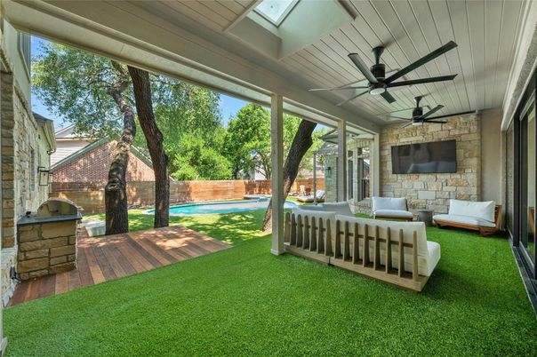 Backyard, Exterior, Pool