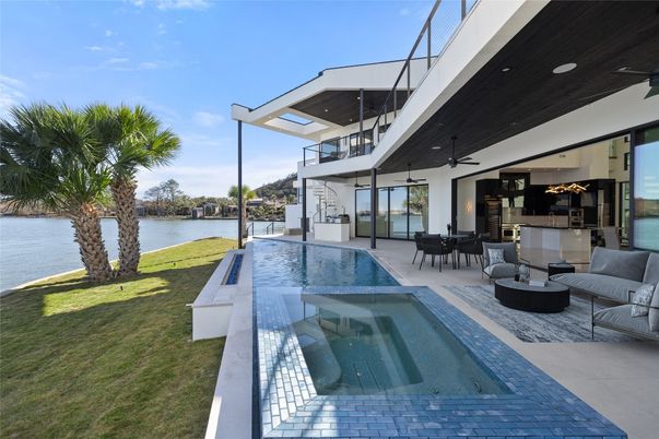 Exterior, Pool, Water