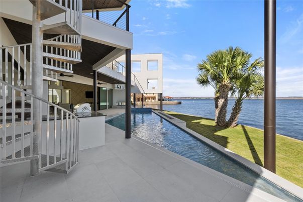 Exterior, Lake, Pool, Water
