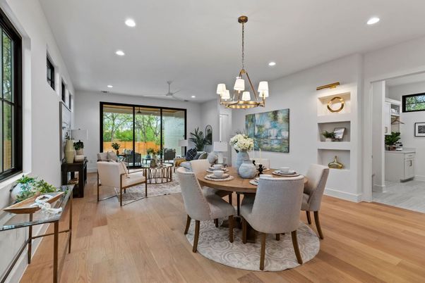 Chandelier, Dining room, Interior, Living room, Pendant Lights, Recessed Lighting, Wood Texture Flooring