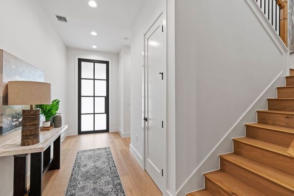 Interior, Recessed Lighting, Wood Texture Flooring