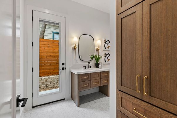 Bathroom, Dual Sink Vanities, Interior