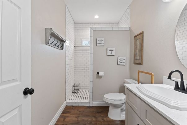 Bathroom, Interior, Recessed Lighting, Wood Texture Flooring