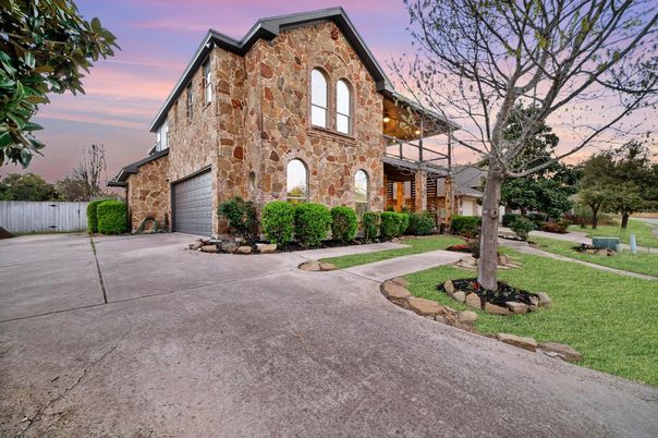 Attached, Exterior, Facade, Brick Facade, Brick Traditional
