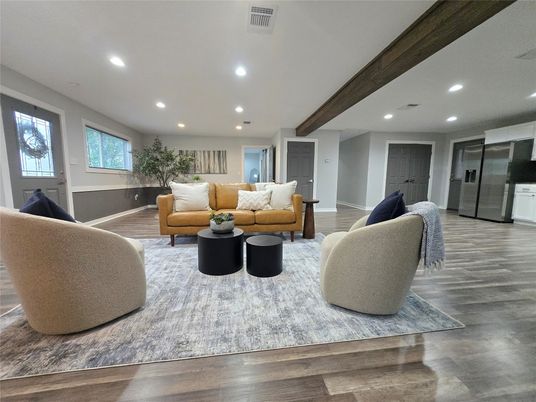 Interior, Living room, Recessed Lighting, Wooden Beams, Wood Texture Flooring