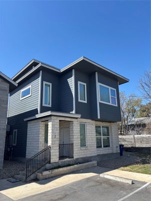 Exterior, Facade, American Craftsman