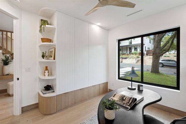 Home Office, Interior, Recessed Lighting, Wood Texture Flooring