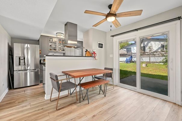 Dining room, Interior, Kitchen, Stainless Steel Appliances, Wood Texture Flooring