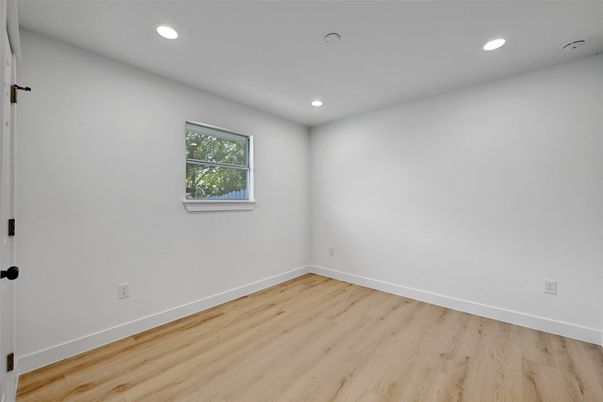 Empty room, Interior, Recessed Lighting, Wood Texture Flooring