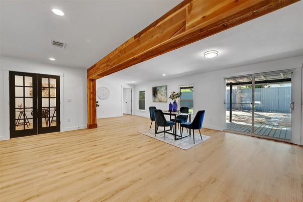 Dining room, Interior, Recessed Lighting, Wooden Beams, Wood Texture Flooring