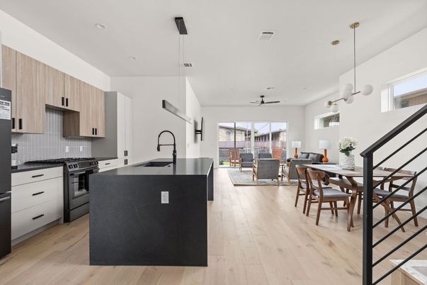 Dining room, Interior, Kitchen, Pendant Lights, Recessed Lighting, Wood Texture Flooring