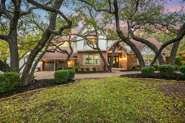 Attached, Backyard, Exterior, Facade, Brick Facade, Tudor Revival