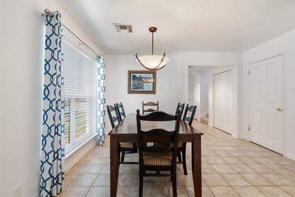 Dining room, Interior, Pendant Lights