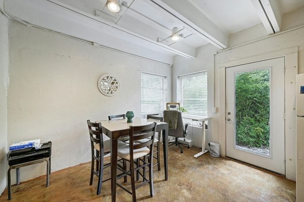Dining room, Interior