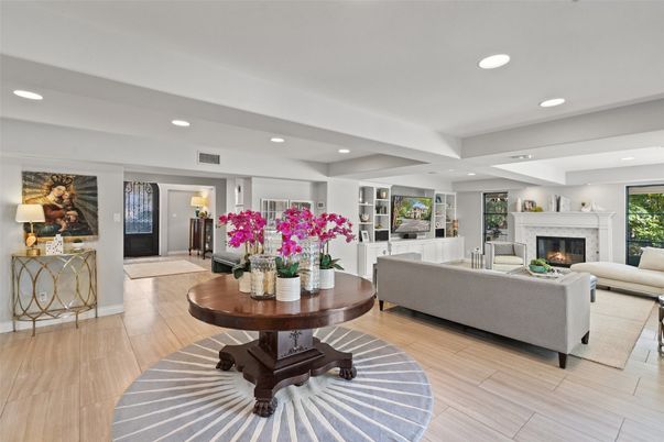 Fireplace, Interior, Living room, Recessed Lighting, Wood Texture Flooring