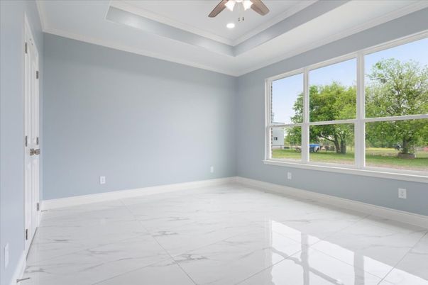 Empty room, Interior, Marble, Recessed Lighting