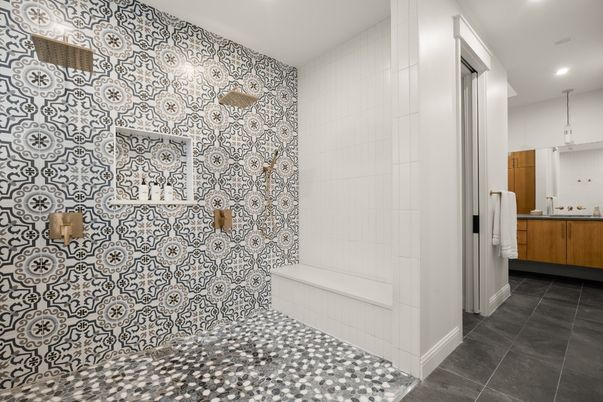 Bathroom, Interior, Pendant Lights, Recessed Lighting