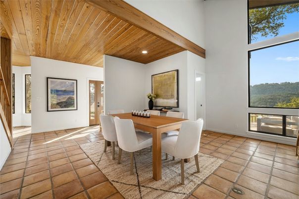 Dining room, Interior, Recessed Lighting, Wooden Beams, Wooden Ceilings