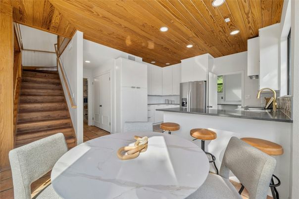 Dining room, Interior, Kitchen, Recessed Lighting, Stainless Steel Appliances, Wooden Ceilings