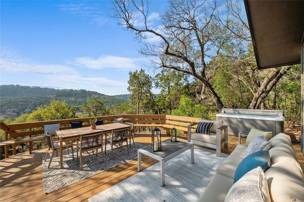 Exterior, Hot Tub
