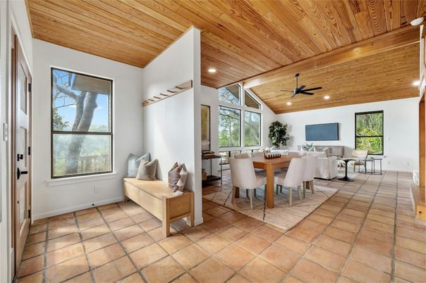 Dining room, Interior, Recessed Lighting, Wooden Ceilings