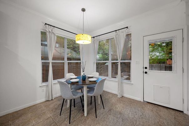 Dining room, Interior, Pendant Lights