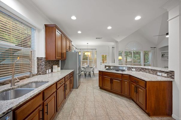 Dining room, Interior, Kitchen, Pendant Lights, Recessed Lighting