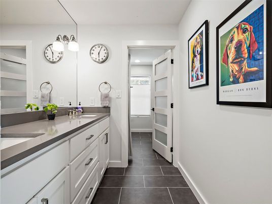Bathroom, Dual Sink Vanities, Interior, Recessed Lighting