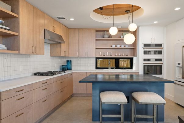 Interior, Kitchen, Pendant Lights, Recessed Lighting, Stainless Steel Appliances