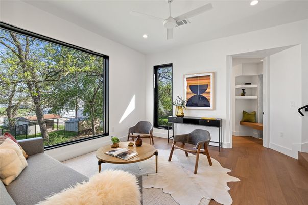 Interior, Living room, Recessed Lighting, Wood Texture Flooring