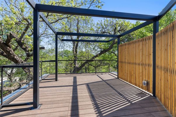Exterior, Sun Room