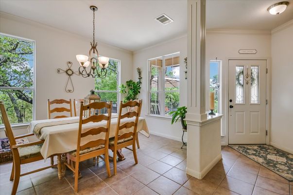 Chandelier, Dining room, Interior