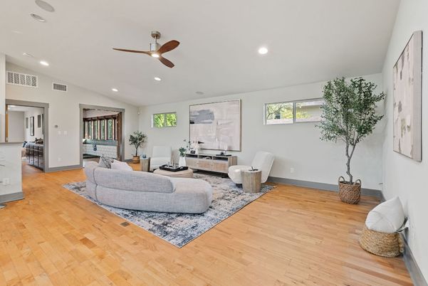 Interior, Living room, Recessed Lighting, Wood Texture Flooring