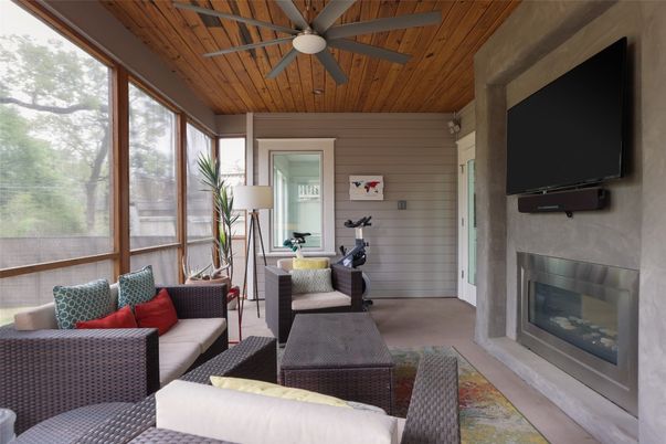 Fireplace, Fitness Equipment, Interior, Living room, Wooden Ceilings