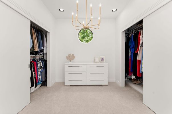 Interior, Pendant Lights, Recessed Lighting, Walk-in Closets