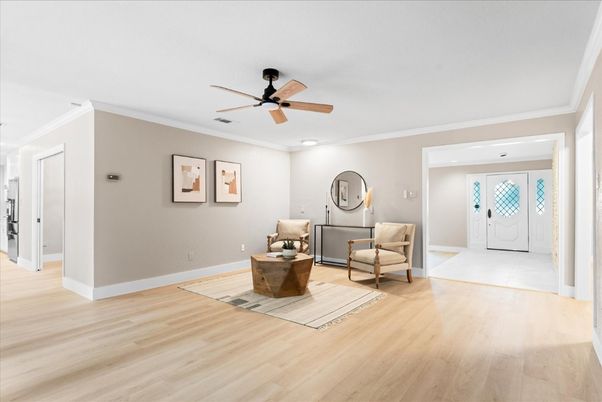 Interior, Recessed Lighting, Wood Texture Flooring