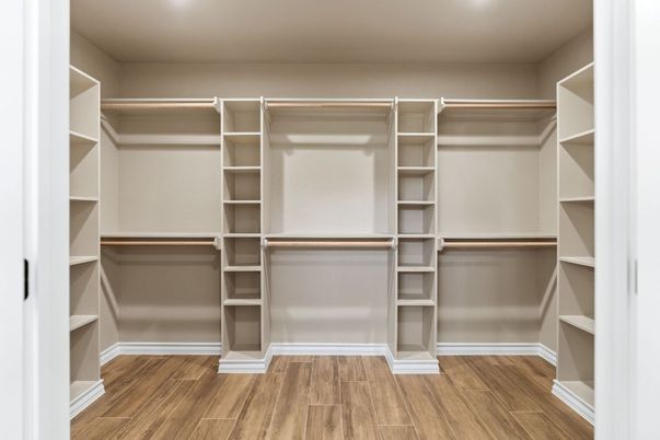 Interior, Recessed Lighting, Walk-in Closets, Wood Texture Flooring