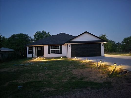 Attached, Backyard, Exterior, Facade, Ranch