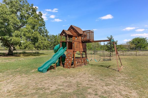 Backyard, Exterior, Playground