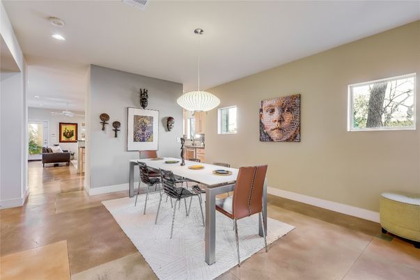 Dining room, Interior, Pendant Lights, Recessed Lighting