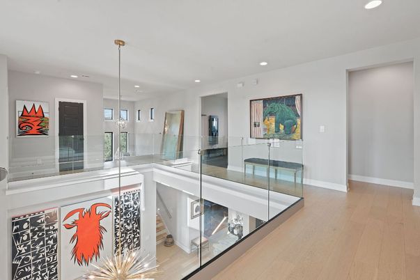 Interior, Pendant Lights, Recessed Lighting, Wood Texture Flooring