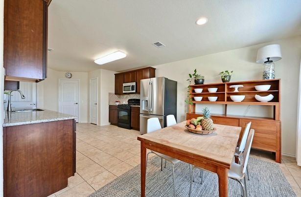 Dining room, Interior, Kitchen, Recessed Lighting, Stainless Steel Appliances