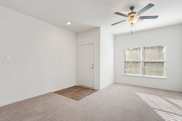 Empty room, Interior, Recessed Lighting