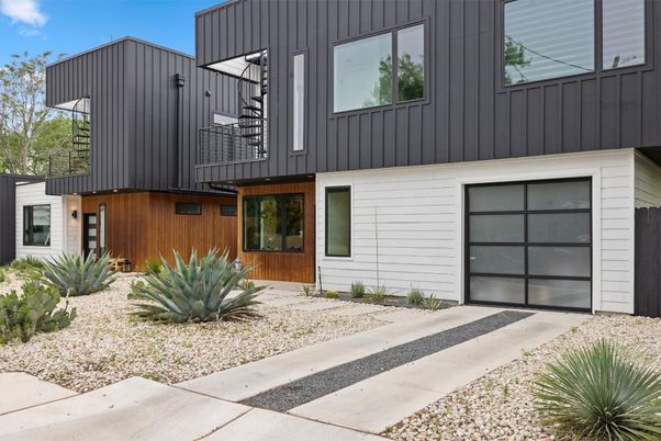 Attached, Exterior, Facade, Modern