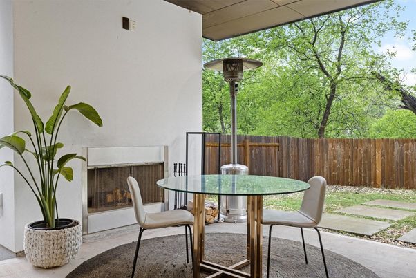 Exterior, Fireplace