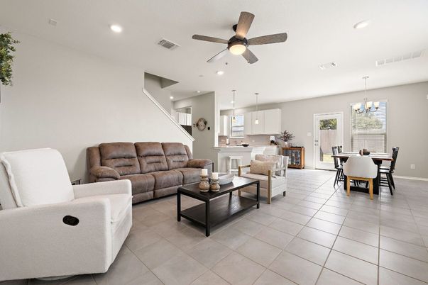 Chandelier, Dining room, Interior, Living room, Pendant Lights, Recessed Lighting