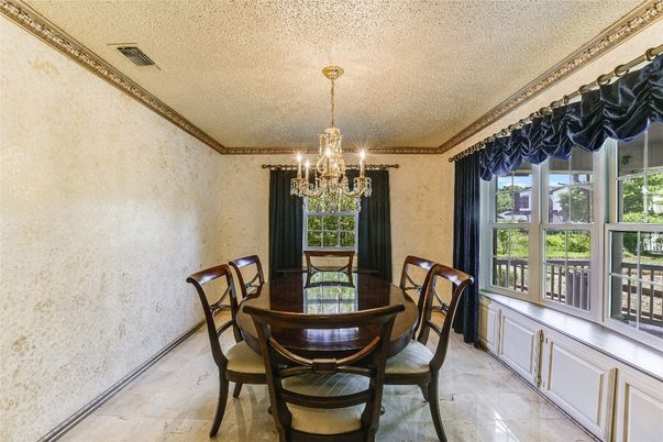 Chandelier, Dining room, Interior